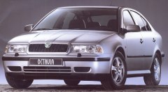 První novodobá generace modelu Škoda Octavia