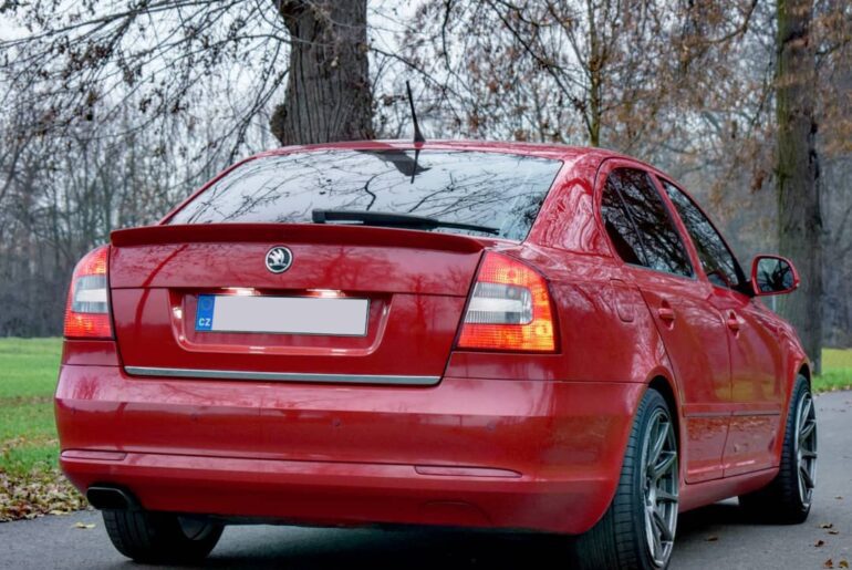 Octavia 2 Tuning - 2.0 TDI červená